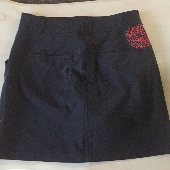 Nike Skirt - Picture 6 of 8